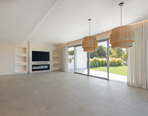 LUXURY SEMI-DETACHED VILLA IN SAN PEDRO DE ALCÁNTARA