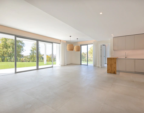 LUXURY SEMI-DETACHED VILLA IN SAN PEDRO DE ALCÁNTARA