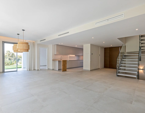 LUXURY SEMI-DETACHED VILLA IN SAN PEDRO DE ALCÁNTARA