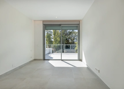 LUXURY SEMI-DETACHED VILLA IN SAN PEDRO DE ALCÁNTARA