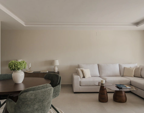 ELEGANT APARTMENT WITH PANORAMIC SEA VIEWS IN BENAHAVÍS