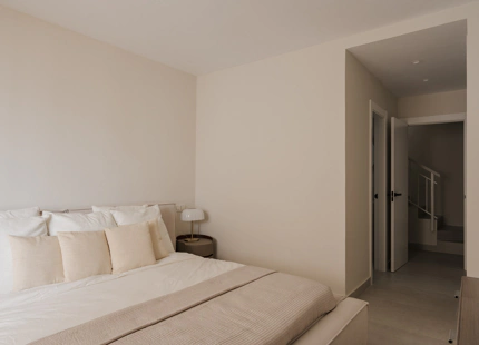 ELEGANT APARTMENT WITH PANORAMIC SEA VIEWS IN BENAHAVÍS