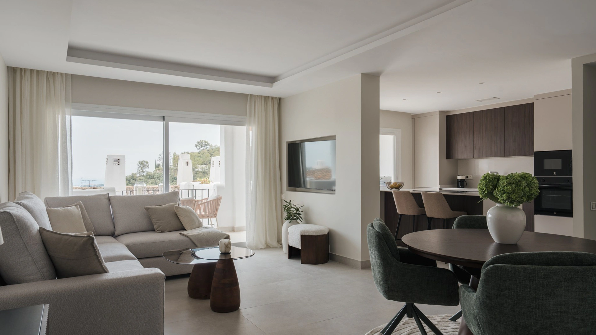 Apartment for sale in Los Almendros, Benahavis