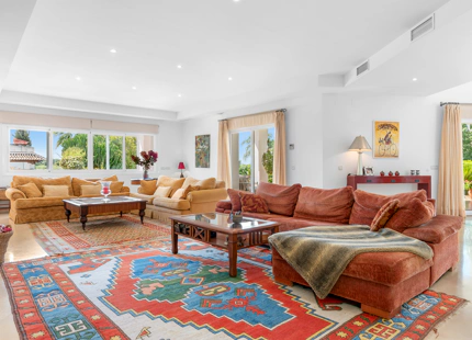 CHARMING ANDALUSIAN VILLA WITH SEA VIEWS IN EL PARAÍSO ALTO, BENAHAVÍS
