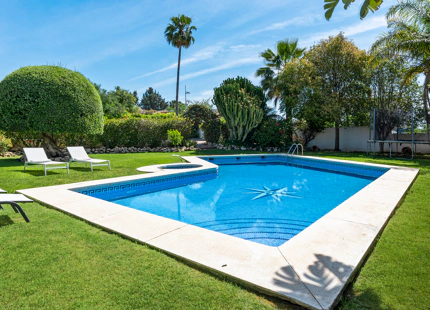 CHARMING ANDALUSIAN VILLA WITH SEA VIEWS IN EL PARAÍSO ALTO, BENAHAVÍS