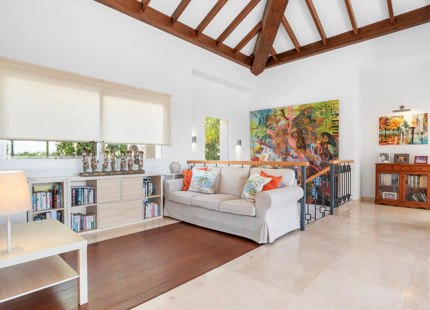CHARMING ANDALUSIAN VILLA WITH SEA VIEWS IN EL PARAÍSO ALTO, BENAHAVÍS