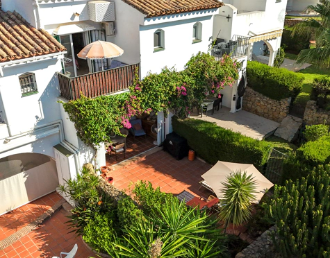 ELEGANT SOUTH-FACING 3-BEDROOM TOWNHOUSE IN ESTEPONA EAST