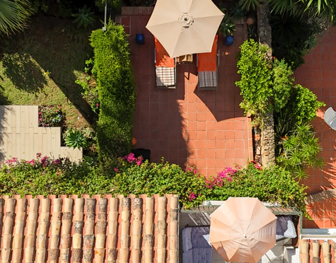 ELEGANT SOUTH-FACING 3-BEDROOM TOWNHOUSE IN ESTEPONA EAST