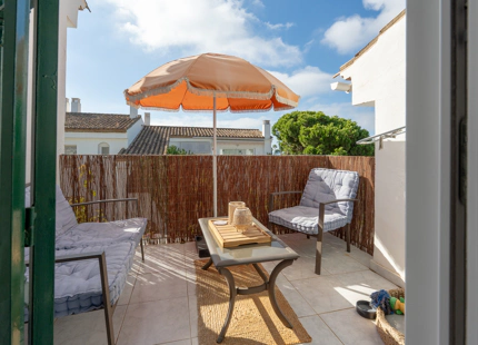 ELEGANT SOUTH-FACING 3-BEDROOM TOWNHOUSE IN ESTEPONA EAST