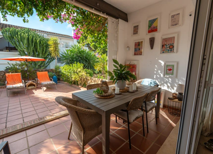 ELEGANT SOUTH-FACING 3-BEDROOM TOWNHOUSE IN ESTEPONA EAST