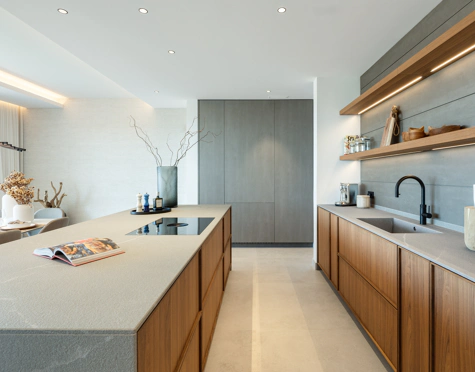 EXCEPTIONAL LUXURY VILLA WITH OUTSTANDING FEATURES IN MARBELLA EAST