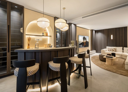 EXCEPTIONAL LUXURY VILLA WITH OUTSTANDING FEATURES IN MARBELLA EAST