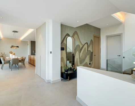 EXCEPTIONAL LUXURY VILLA WITH OUTSTANDING FEATURES IN MARBELLA EAST