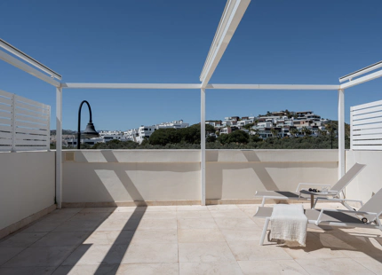 EXCEPTIONAL 4-BEDROOM TOWNHOUSE WITH PANORAMIC SEA VIEWS IN MIJAS COSTA