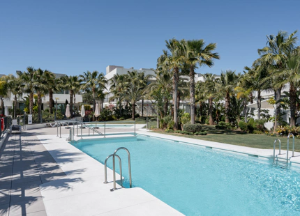 EXCEPTIONAL 4-BEDROOM TOWNHOUSE WITH PANORAMIC SEA VIEWS IN MIJAS COSTA