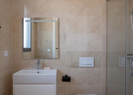 EXCEPTIONAL 4-BEDROOM TOWNHOUSE WITH PANORAMIC SEA VIEWS IN MIJAS COSTA