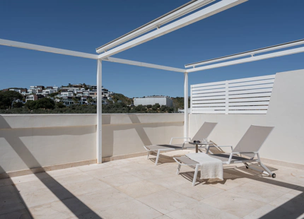 EXCEPTIONAL 4-BEDROOM TOWNHOUSE WITH PANORAMIC SEA VIEWS IN MIJAS COSTA