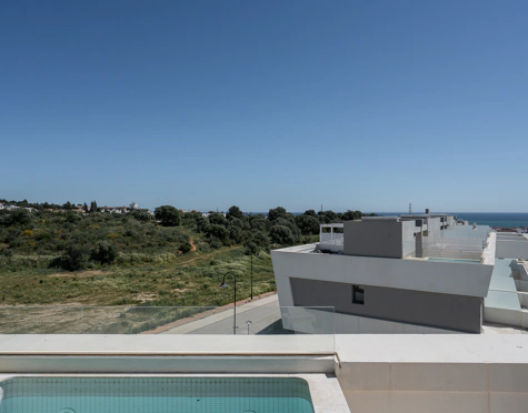 EXCEPTIONAL 4-BEDROOM TOWNHOUSE WITH PANORAMIC SEA VIEWS IN MIJAS COSTA