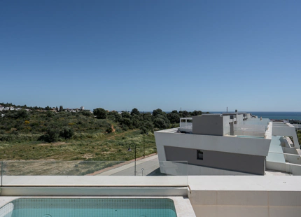 EXCEPTIONAL 4-BEDROOM TOWNHOUSE WITH PANORAMIC SEA VIEWS IN MIJAS COSTA