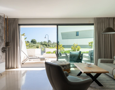 EXCEPTIONAL 4-BEDROOM TOWNHOUSE WITH PANORAMIC SEA VIEWS IN MIJAS COSTA