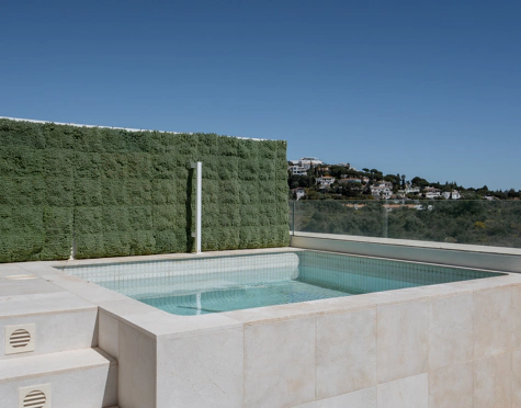 EXCEPTIONAL 4-BEDROOM TOWNHOUSE WITH PANORAMIC SEA VIEWS IN MIJAS COSTA