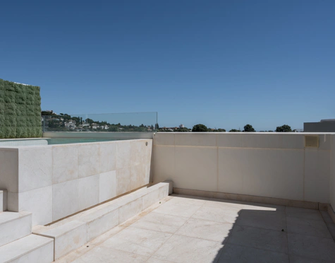 EXCEPTIONAL 4-BEDROOM TOWNHOUSE WITH PANORAMIC SEA VIEWS IN MIJAS COSTA