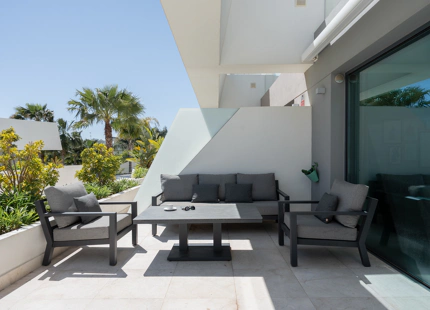 EXCEPTIONAL 4-BEDROOM TOWNHOUSE WITH PANORAMIC SEA VIEWS IN MIJAS COSTA