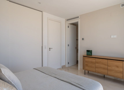 EXCEPTIONAL 4-BEDROOM TOWNHOUSE WITH PANORAMIC SEA VIEWS IN MIJAS COSTA
