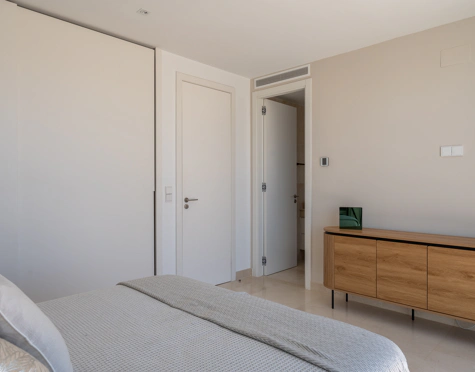 EXCEPTIONAL 4-BEDROOM TOWNHOUSE WITH PANORAMIC SEA VIEWS IN MIJAS COSTA