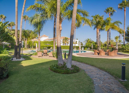 LUXURY GROUND FLOOR APARTMENT IN SIERRA BLANCA