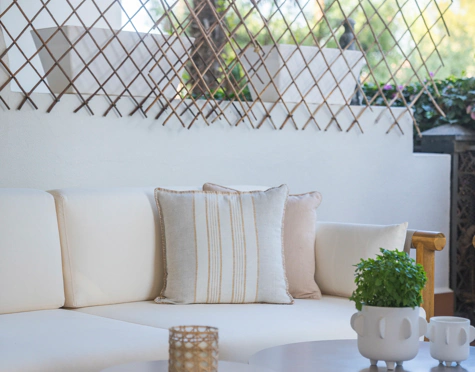 LUXURY GROUND FLOOR APARTMENT IN SIERRA BLANCA