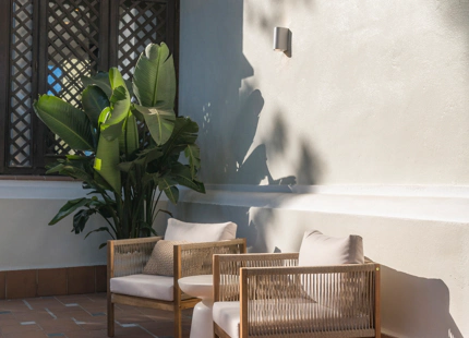 LUXURY GROUND FLOOR APARTMENT IN SIERRA BLANCA