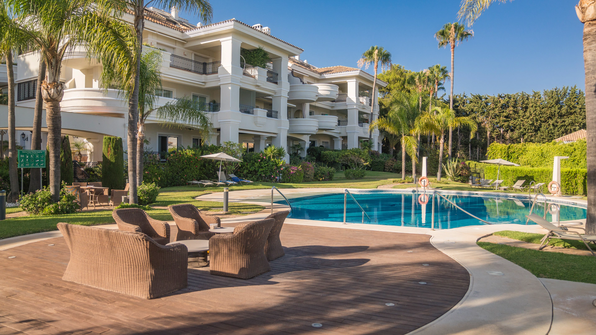 Ground Floor Apartment for sale in Sierra Blanca, Marbella Golden Mile