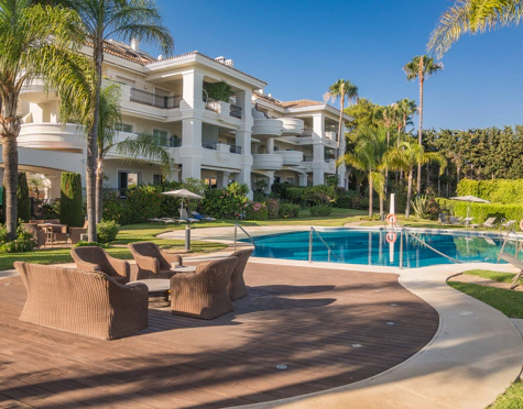 LUXURY GROUND FLOOR APARTMENT IN SIERRA BLANCA