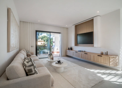 LUXURY GROUND FLOOR APARTMENT IN SIERRA BLANCA