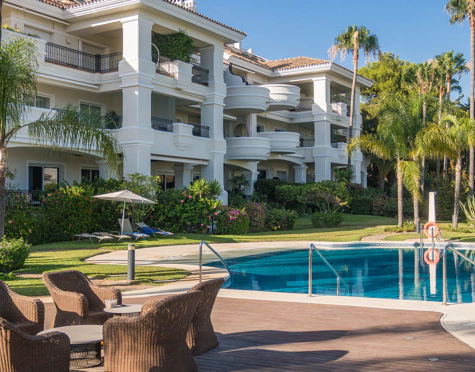 LUXURY GROUND FLOOR APARTMENT IN SIERRA BLANCA