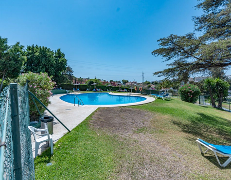 Apartment in Aloha with 2 bedrooms,