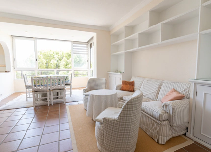 Apartment in Aloha with 2 bedrooms,