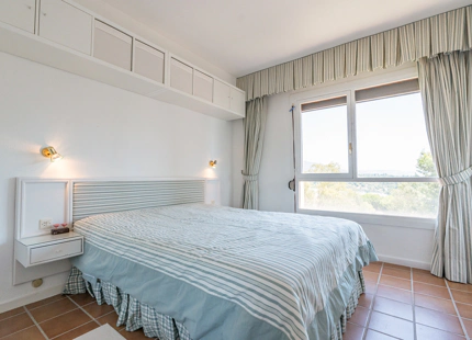 Apartment in Aloha with 2 bedrooms,