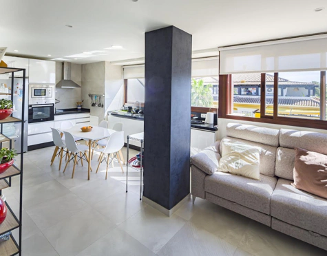 BEAUTIFUL 2-BEDROOM APARTMENT IN LA DAMA DE NOCHE