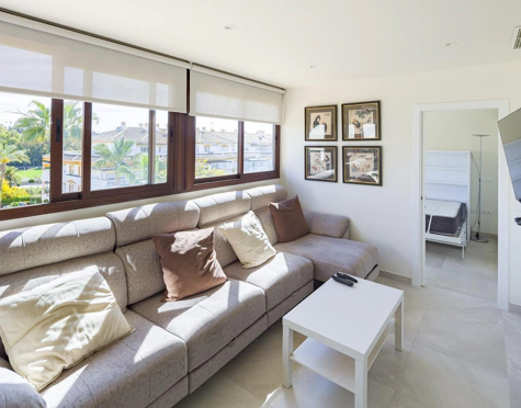 BEAUTIFUL 2-BEDROOM APARTMENT IN LA DAMA DE NOCHE