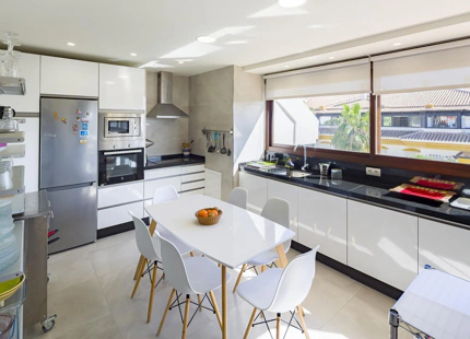 BEAUTIFUL 2-BEDROOM APARTMENT IN LA DAMA DE NOCHE