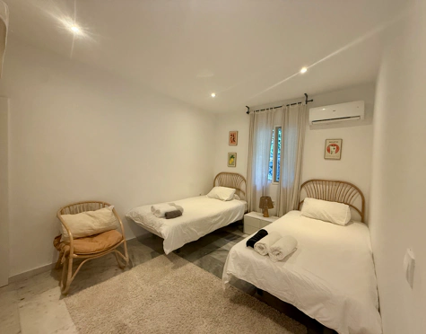 One-level villa with heated pool in Nueva Andalucía, Marbella
