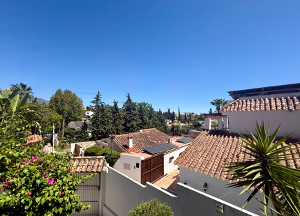 One-level villa with heated pool in Nueva Andalucía, Marbella
