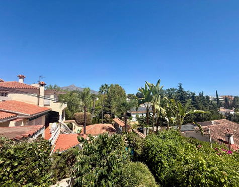 One-level villa with heated pool in Nueva Andalucía, Marbella
