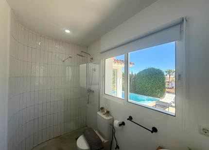One-level villa with heated pool in Nueva Andalucía, Marbella