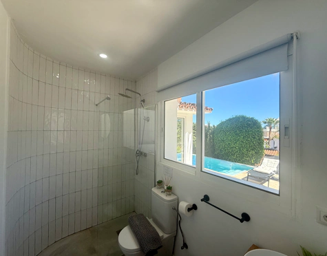 One-level villa with heated pool in Nueva Andalucía, Marbella