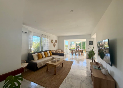 One-level villa with heated pool in Nueva Andalucía, Marbella