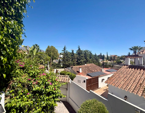 One-level villa with heated pool in Nueva Andalucía, Marbella