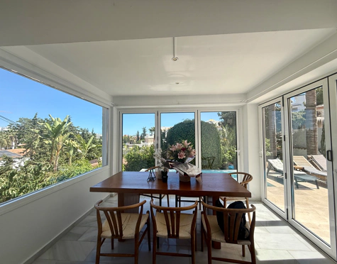 One-level villa with heated pool in Nueva Andalucía, Marbella